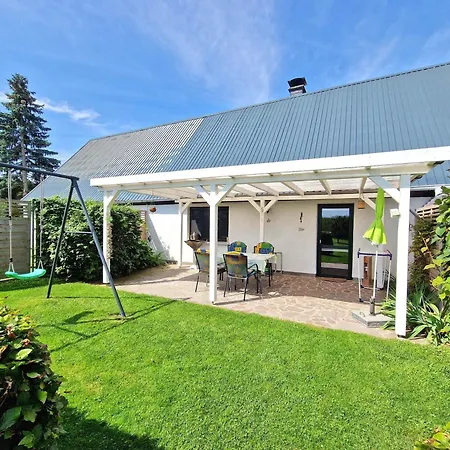 Holiday home Ferienhauser Mirow-starsow 8820